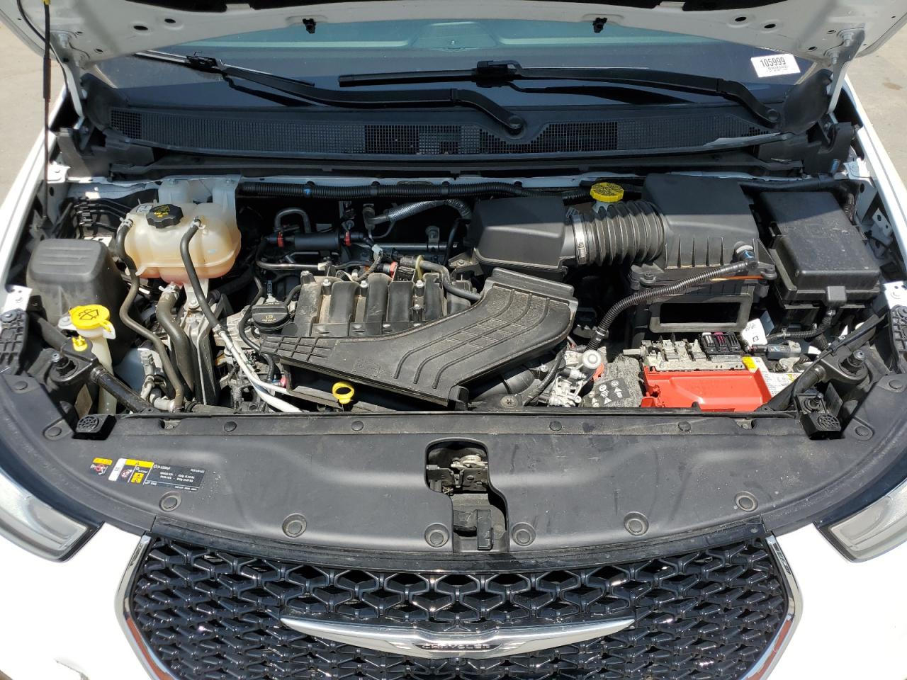 Chrysler Pacifica Touring L Image 13