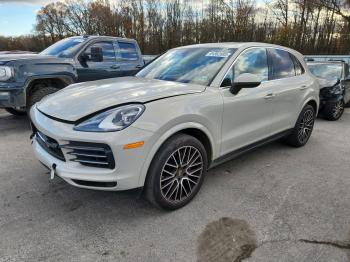  Salvage Porsche Cayenne