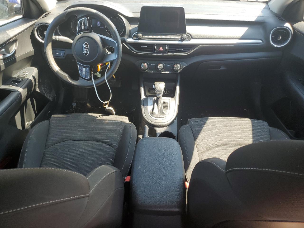 Kia Forte Fe Image 8