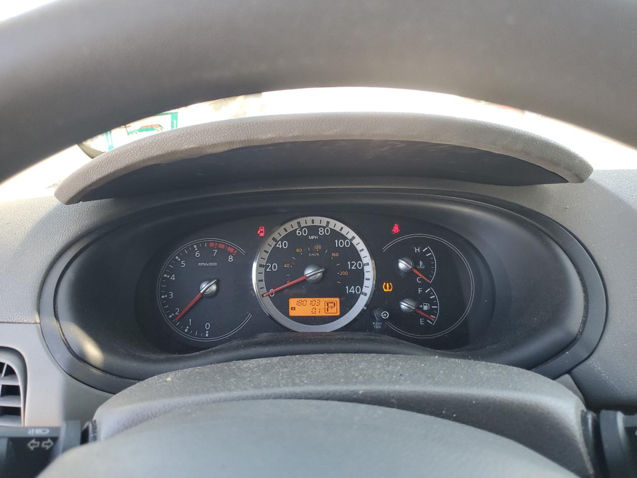 Nissan Quest S Image 13