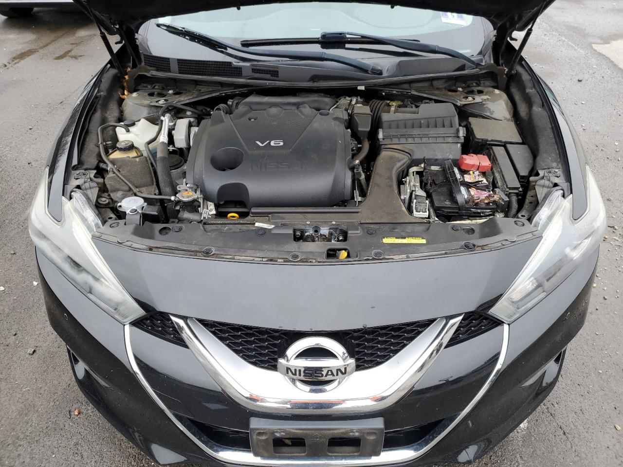 Nissan Maxima 3.5s Image 9