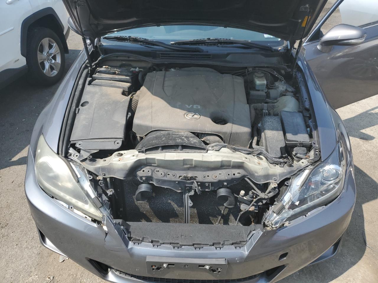 Lexus Is 250 Image 12