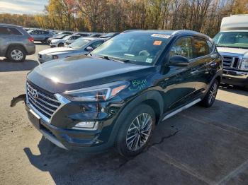  Salvage Hyundai TUCSON