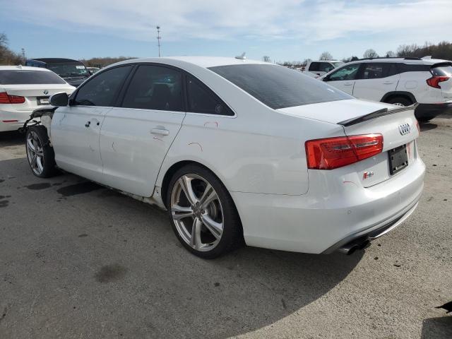 Audi S6 Image 12