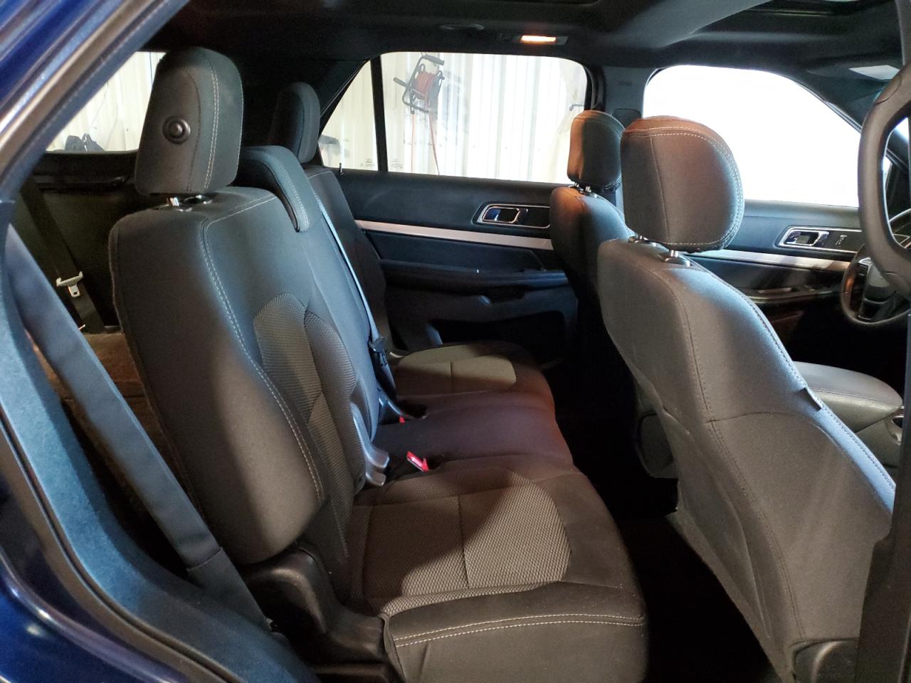 Ford Explorer Xlt Image 6