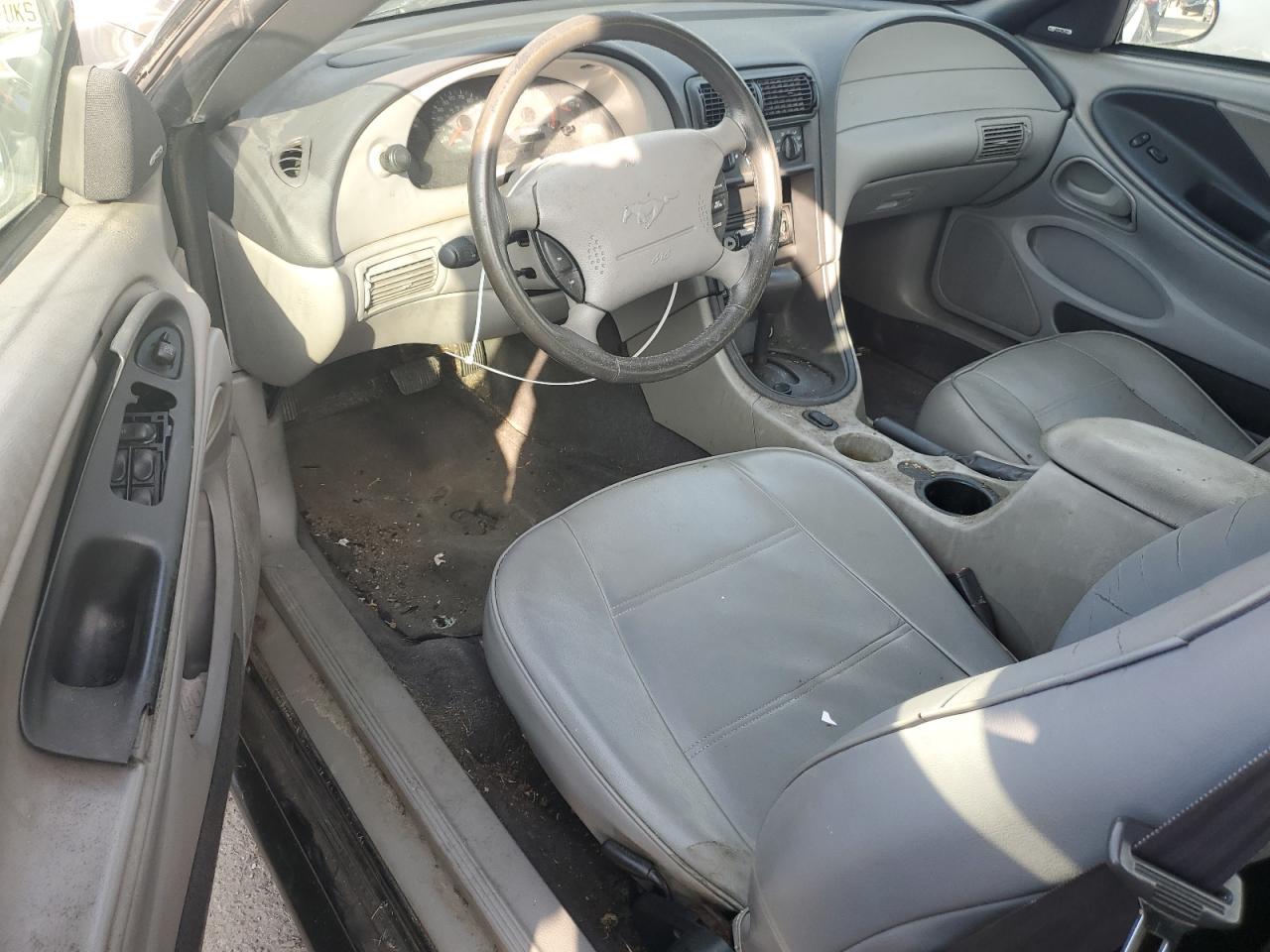 Ford Mustang Image 11