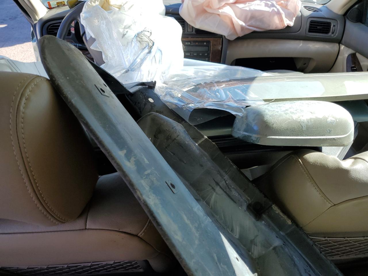 Subaru Legacy Outback 3.0 H6 Image 4