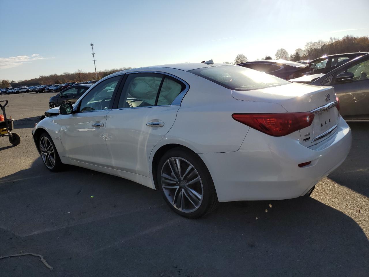 INFINITI Q50 Base Image 6