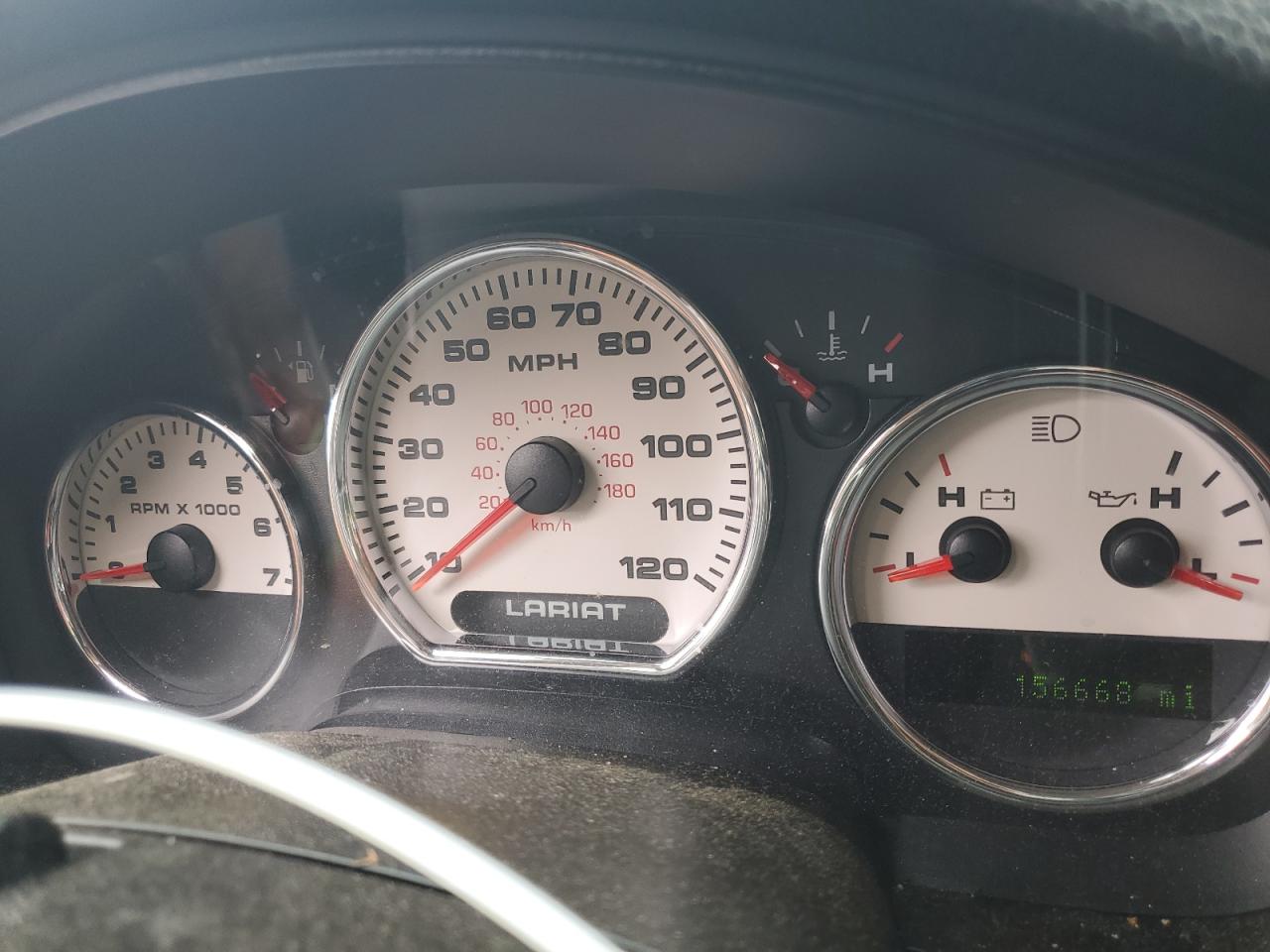 Ford F-150 Supercrew Image 11