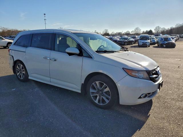 Honda Odyssey Touring Image 6