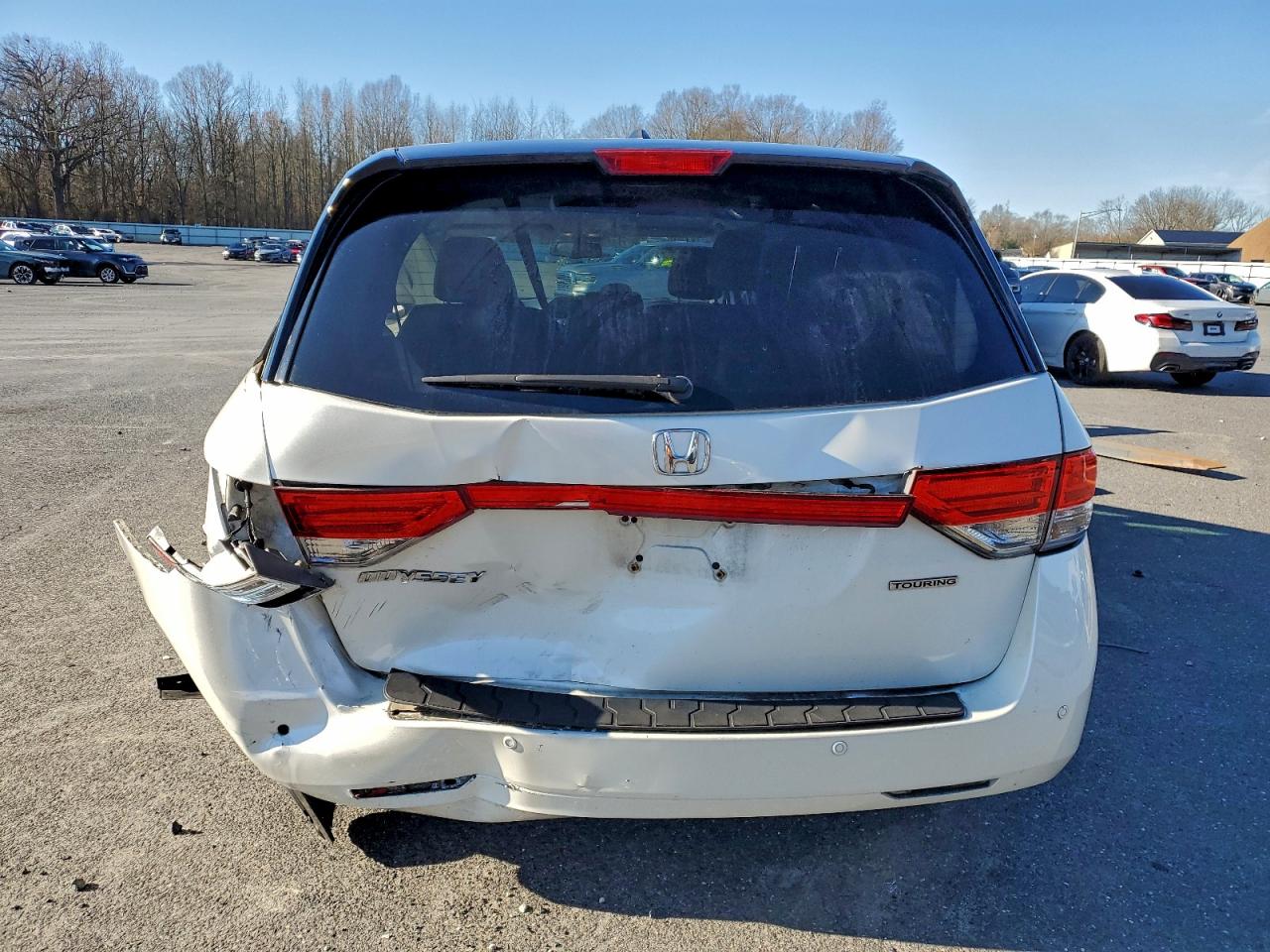 Honda Odyssey Touring Image 8