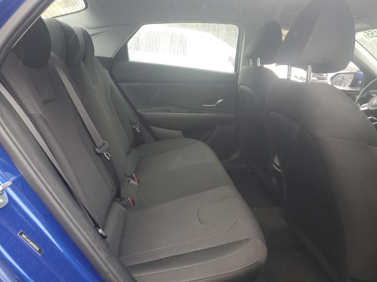 Hyundai ELANTRA Se Image 5