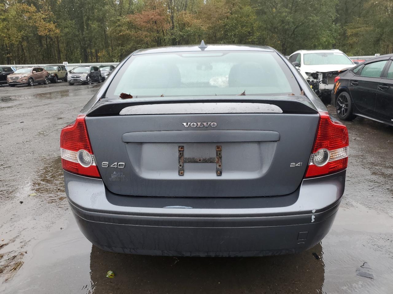 Volvo S40 2.4i Image 3