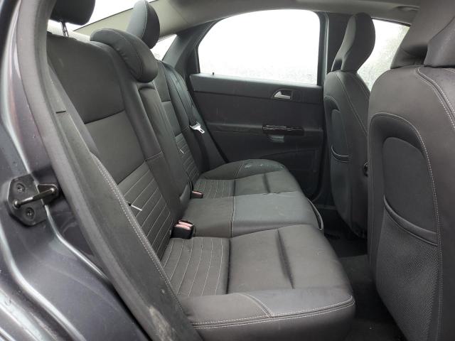 Volvo S40 2.4i Image 11