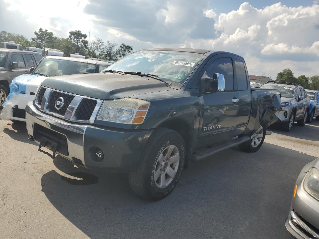 Nissan Titan Xe Image 1