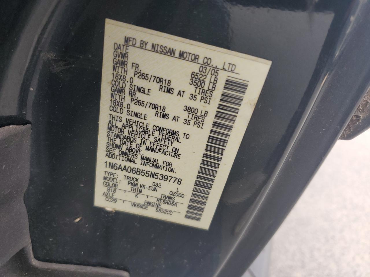 Nissan Titan Xe Image 8