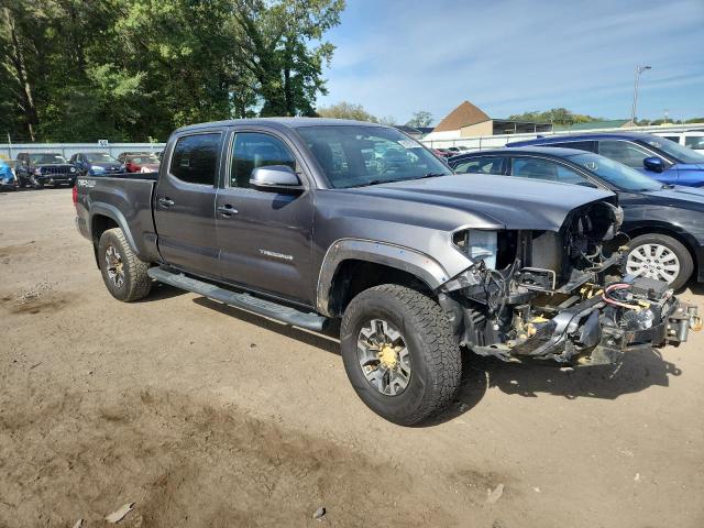 Toyota Tacoma Double Cab Image 5