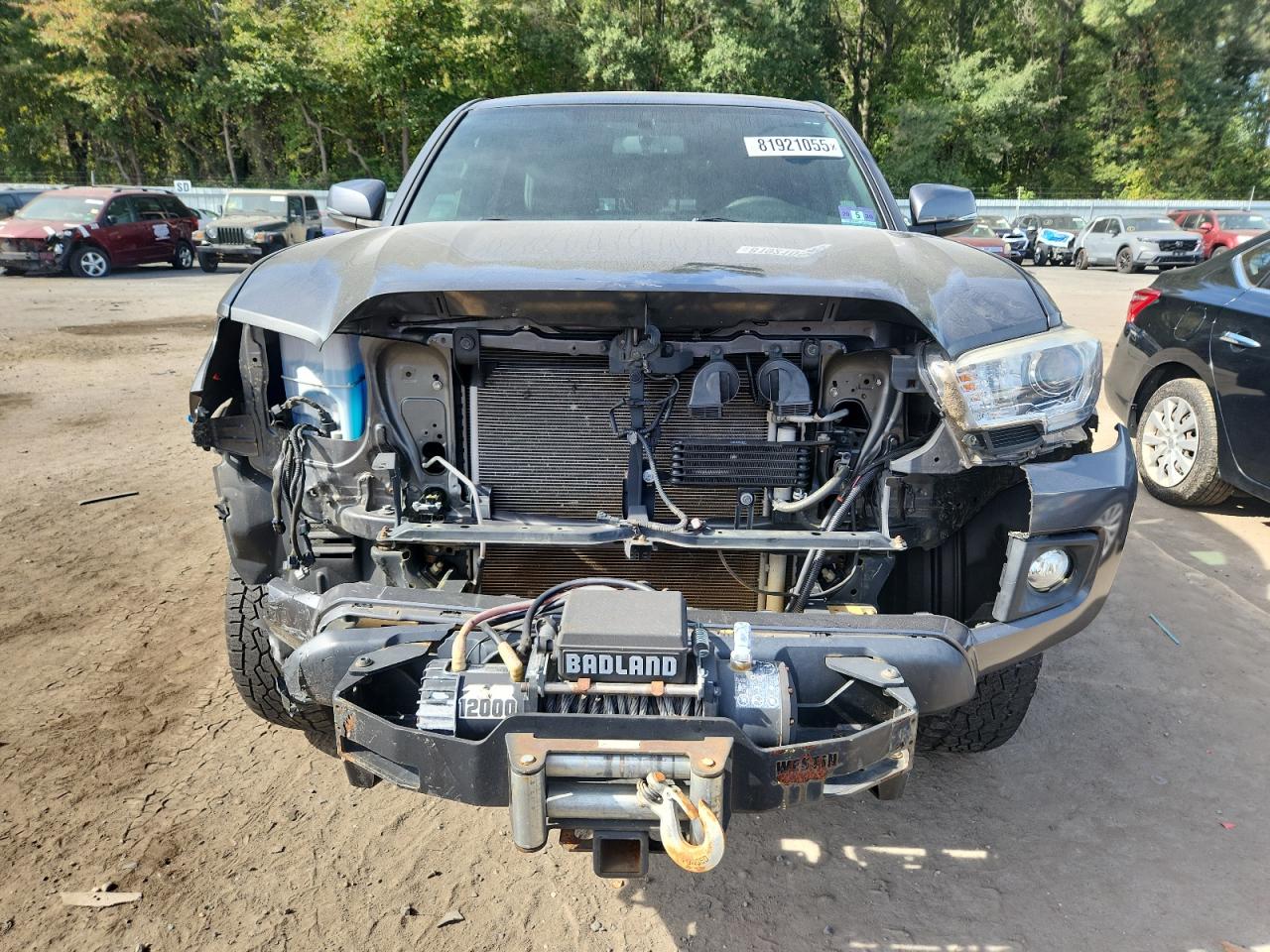 Toyota Tacoma Double Cab Image 12
