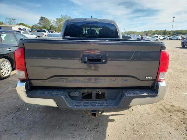 Toyota Tacoma Double Cab Image 2