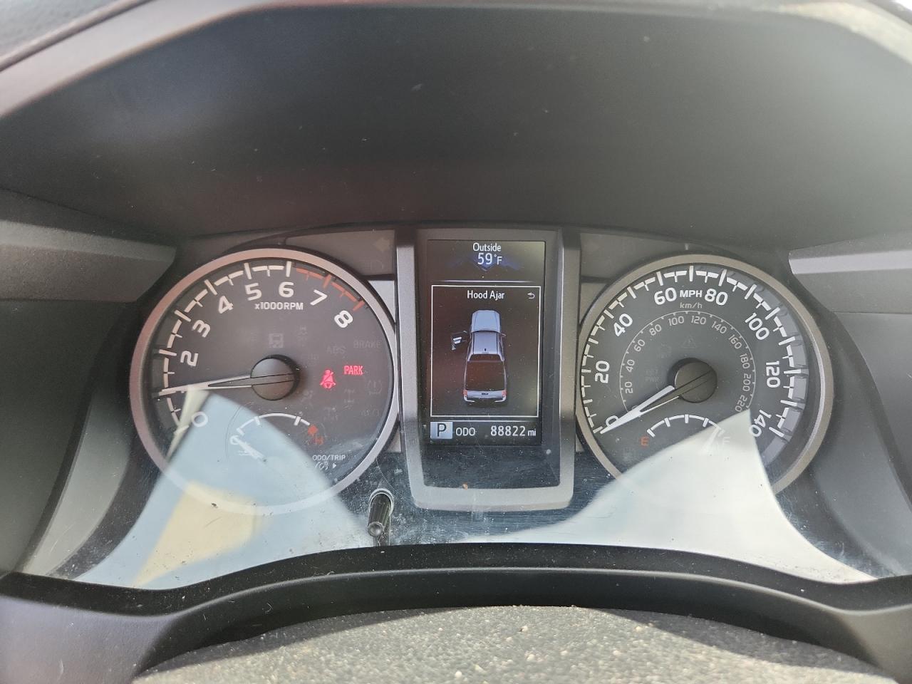 Toyota Tacoma Double Cab Image 6