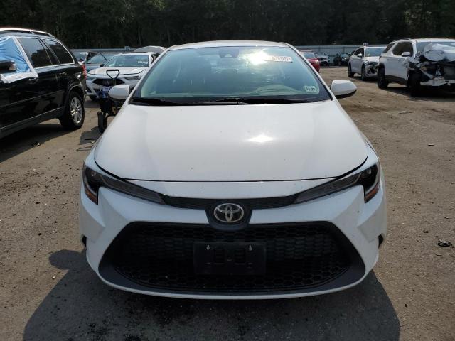 Toyota Corolla Le Image 8