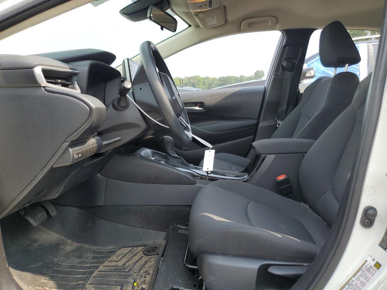 Toyota Corolla Le Image 3