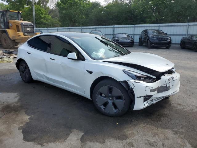 Tesla Model 3 Image 5