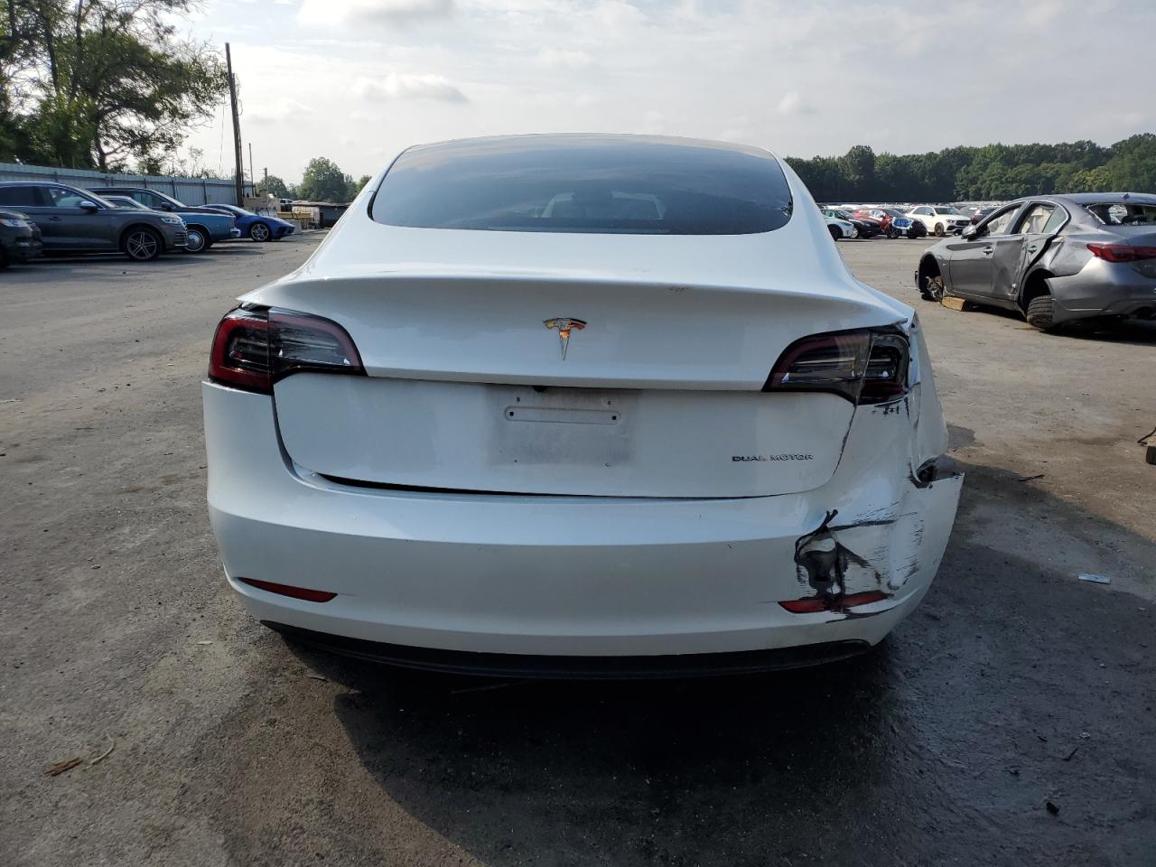 Tesla Model 3 Image 13