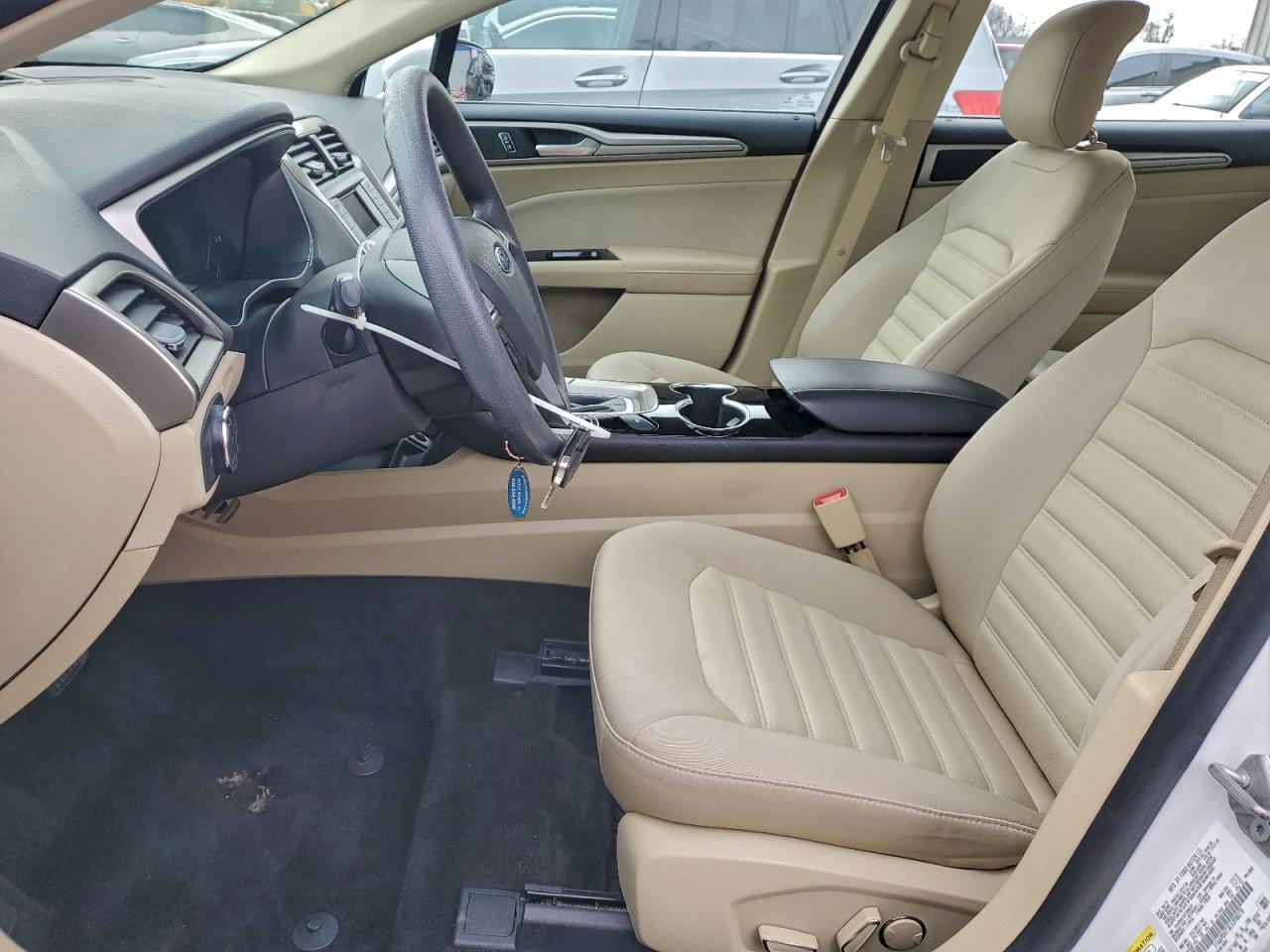 Ford Fusion Se Image 5