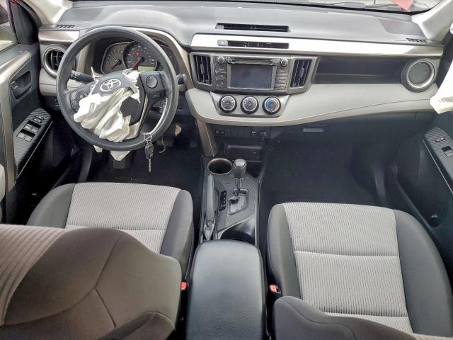 Toyota RAV4 Le Image 6