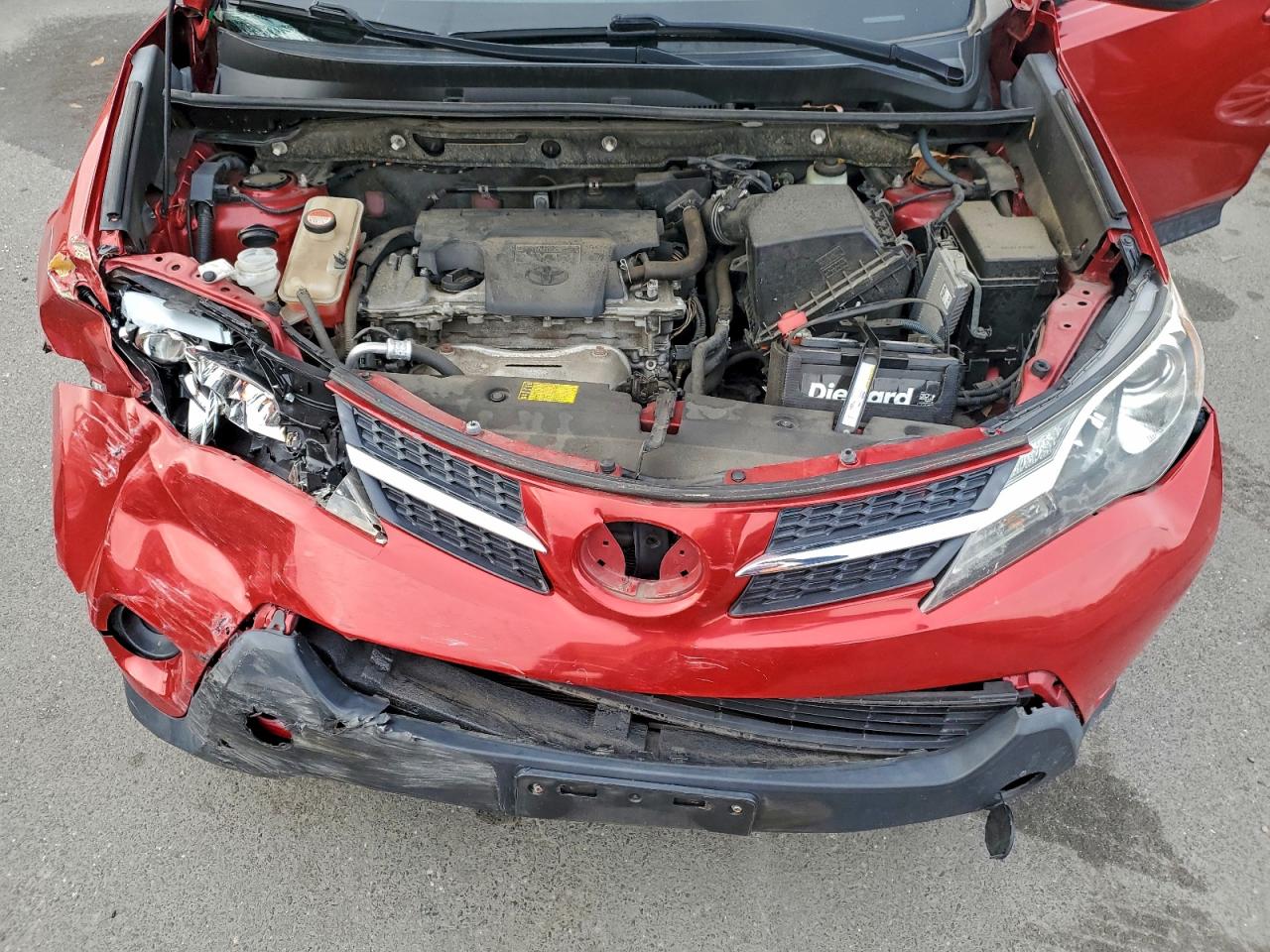 Toyota RAV4 Le Image 9