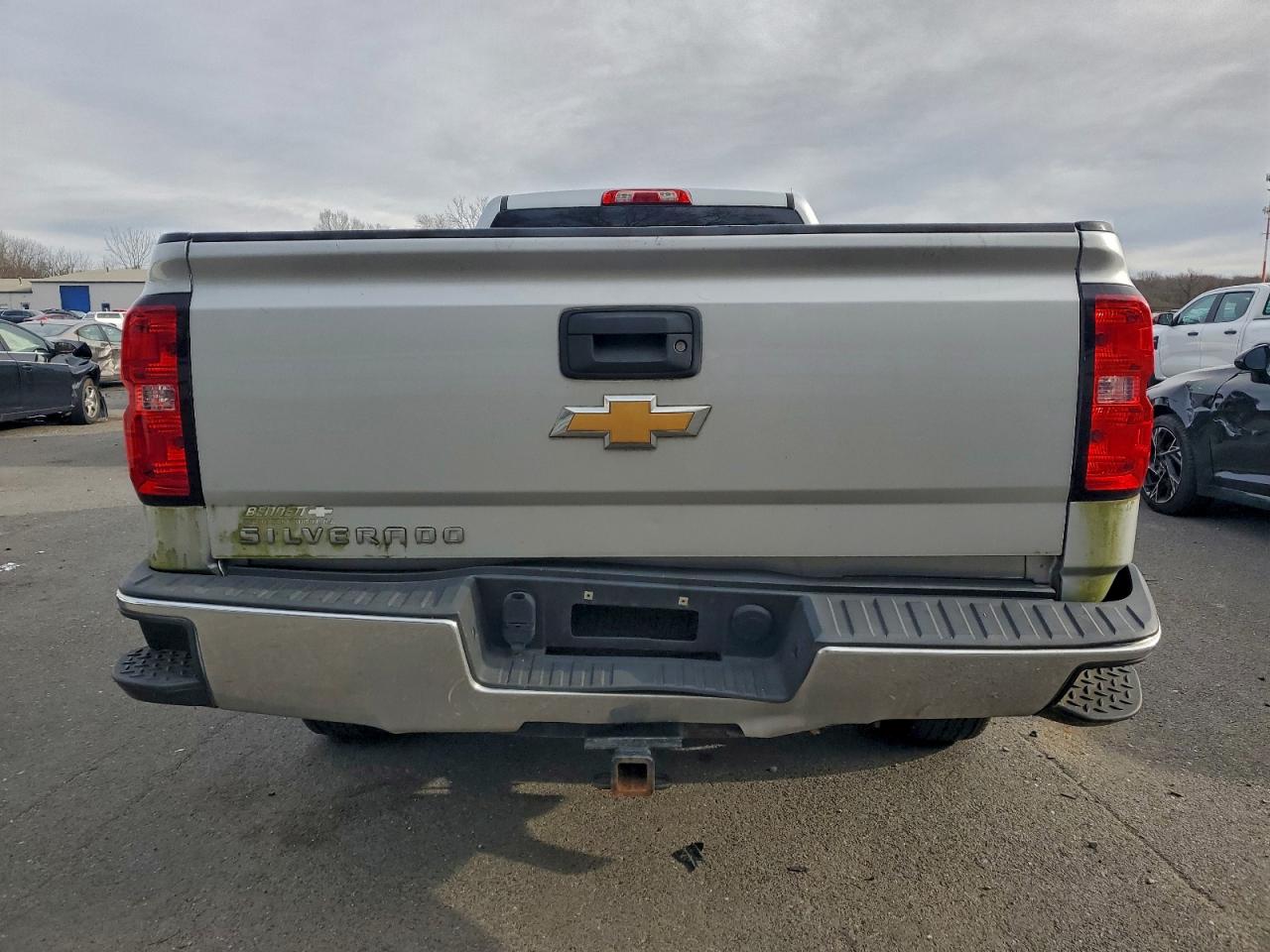 Chevrolet Silverado C1500 Image 5