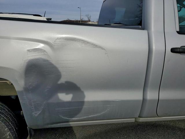 Chevrolet Silverado C1500 Image 10