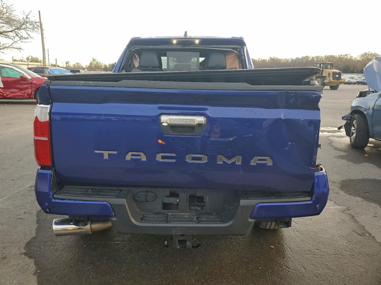 Toyota Tacoma Double Cab Image 12