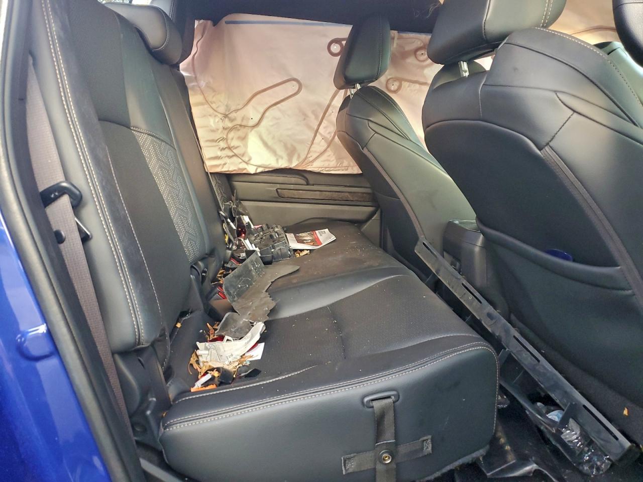 Toyota Tacoma Double Cab Image 8