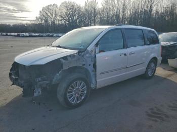  Salvage Chrysler Minivan