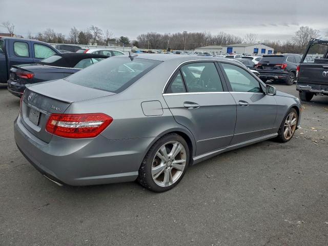 Mercedes-Benz E-Class 350 4matic Image 11