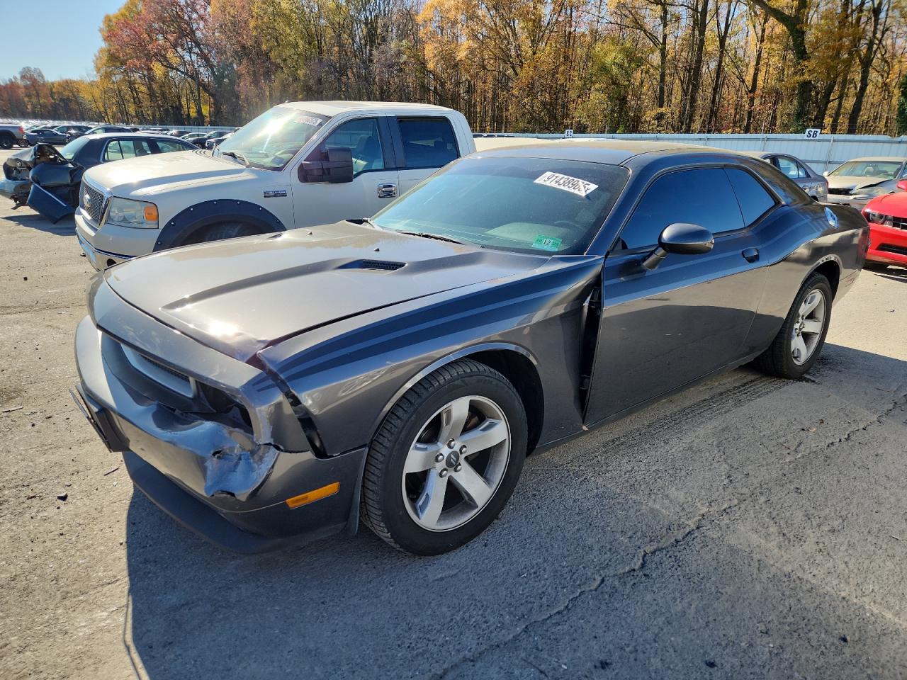 Dodge Challenger Sxt Image 1