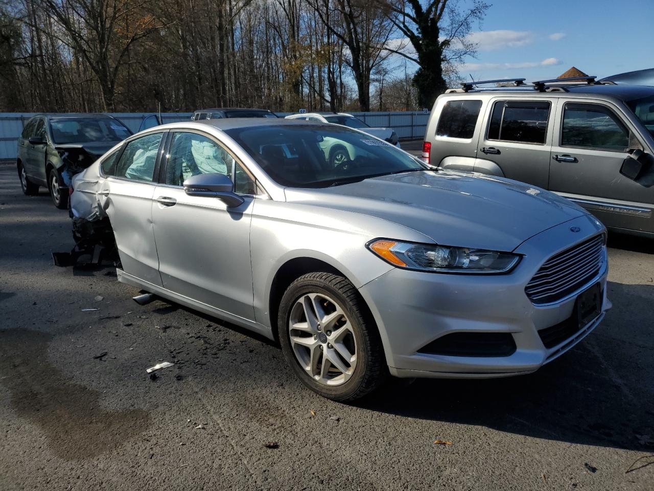 Ford Fusion Se Image 4