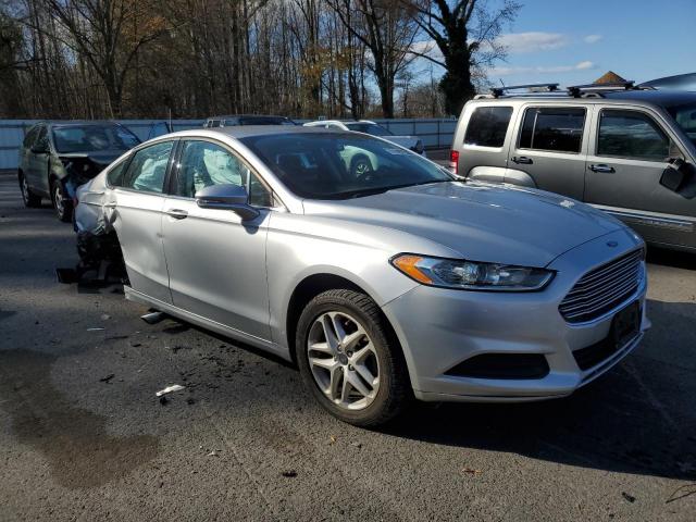 Ford Fusion Se Image 4