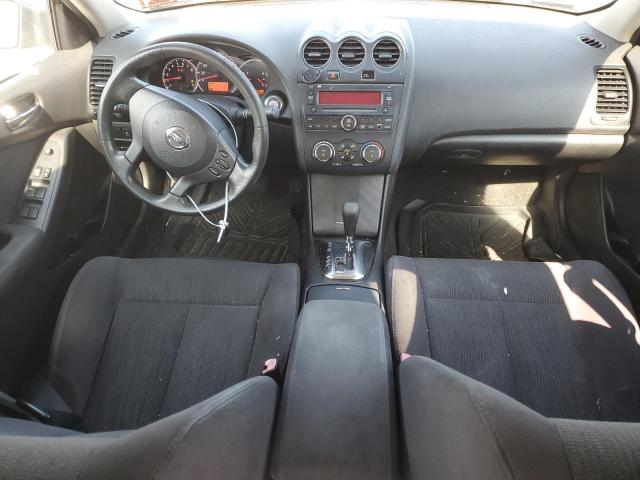 Nissan Altima Base Image 10
