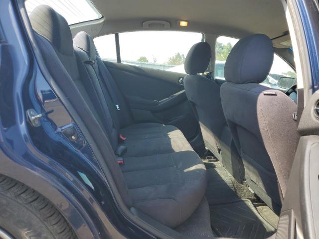 Nissan Altima Base Image 2