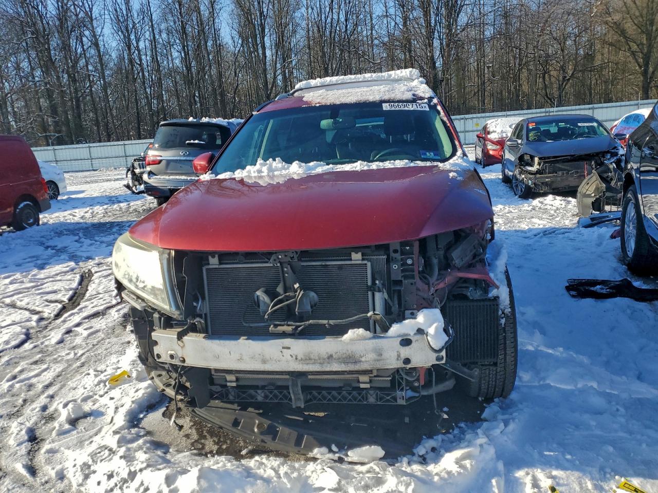 Nissan Pathfinder S Image 11