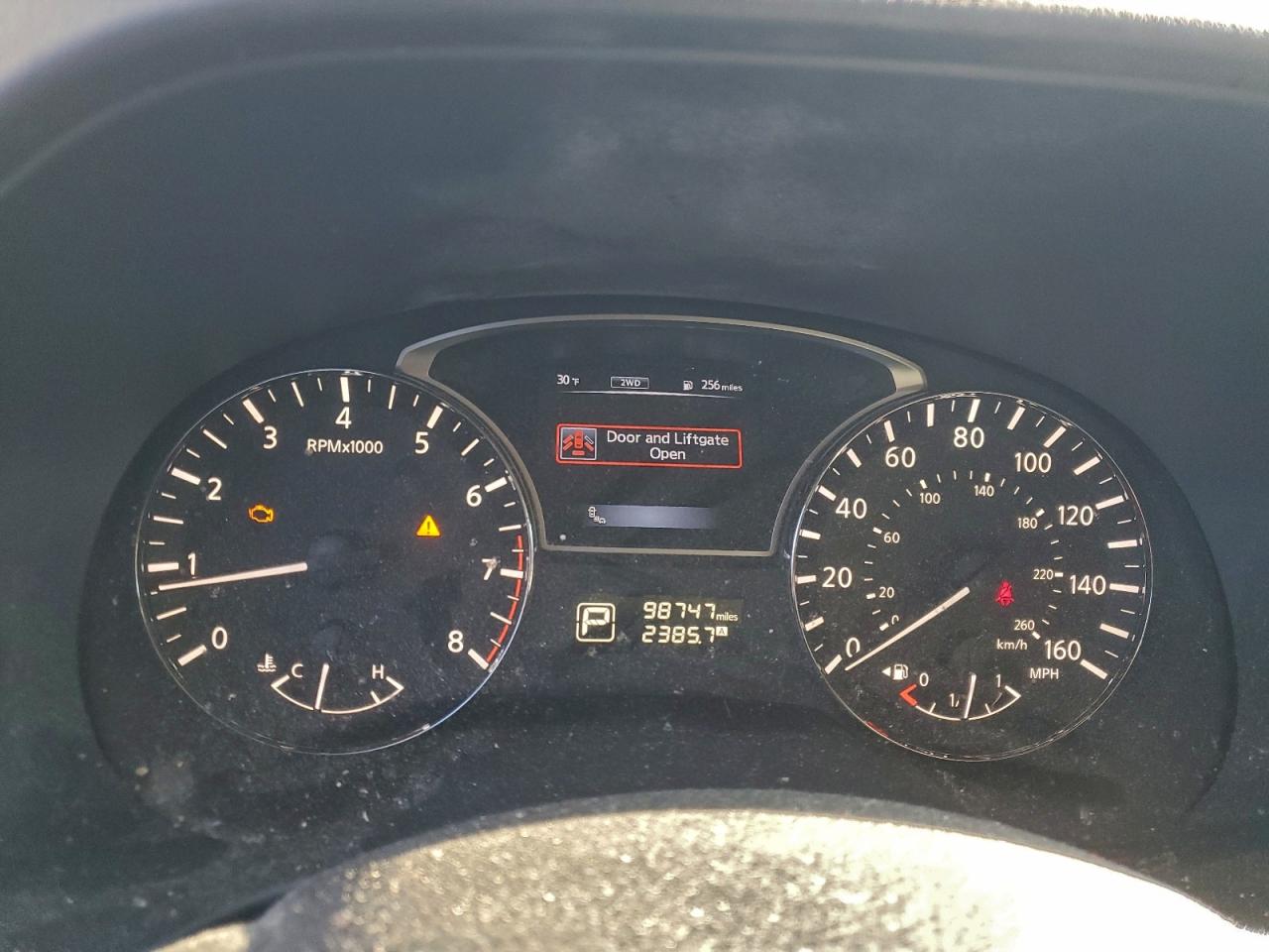 Nissan Pathfinder S Image 6