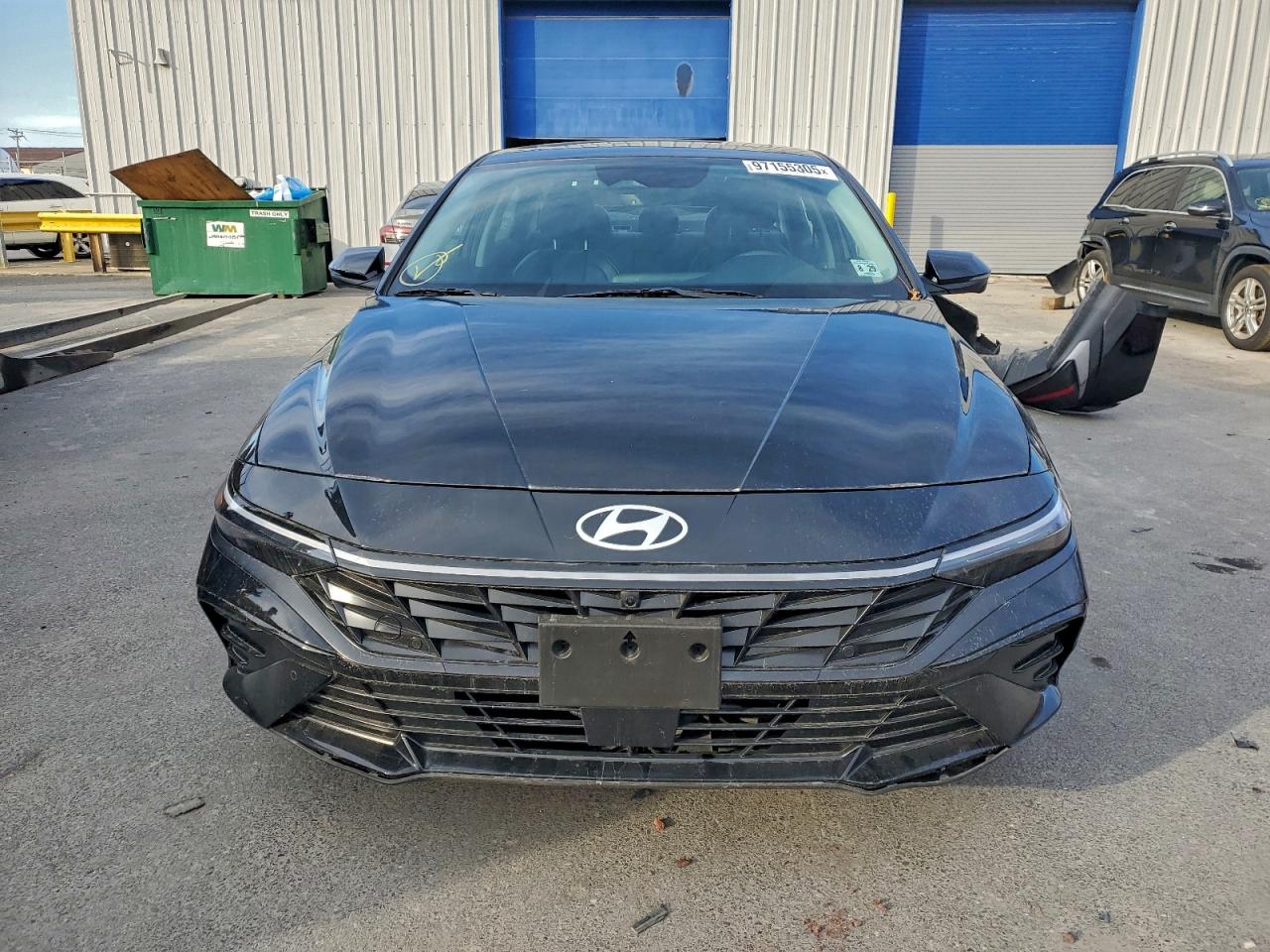 Hyundai ELANTRA Limited Image 5