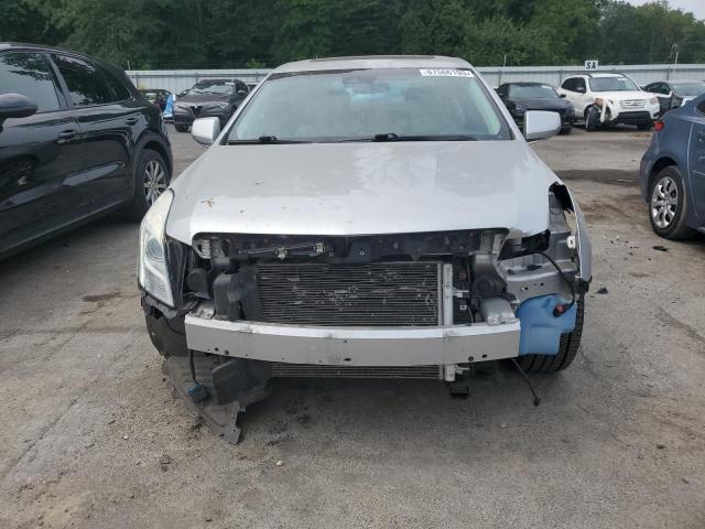 Cadillac XTS Luxury Collection Image 5