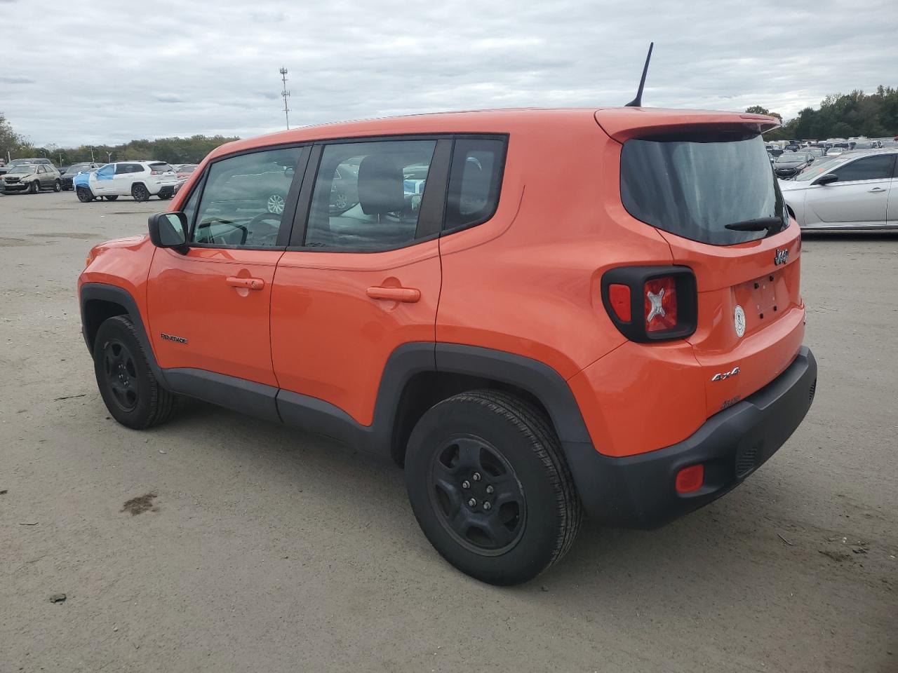 Jeep Renegade Sport Image 5