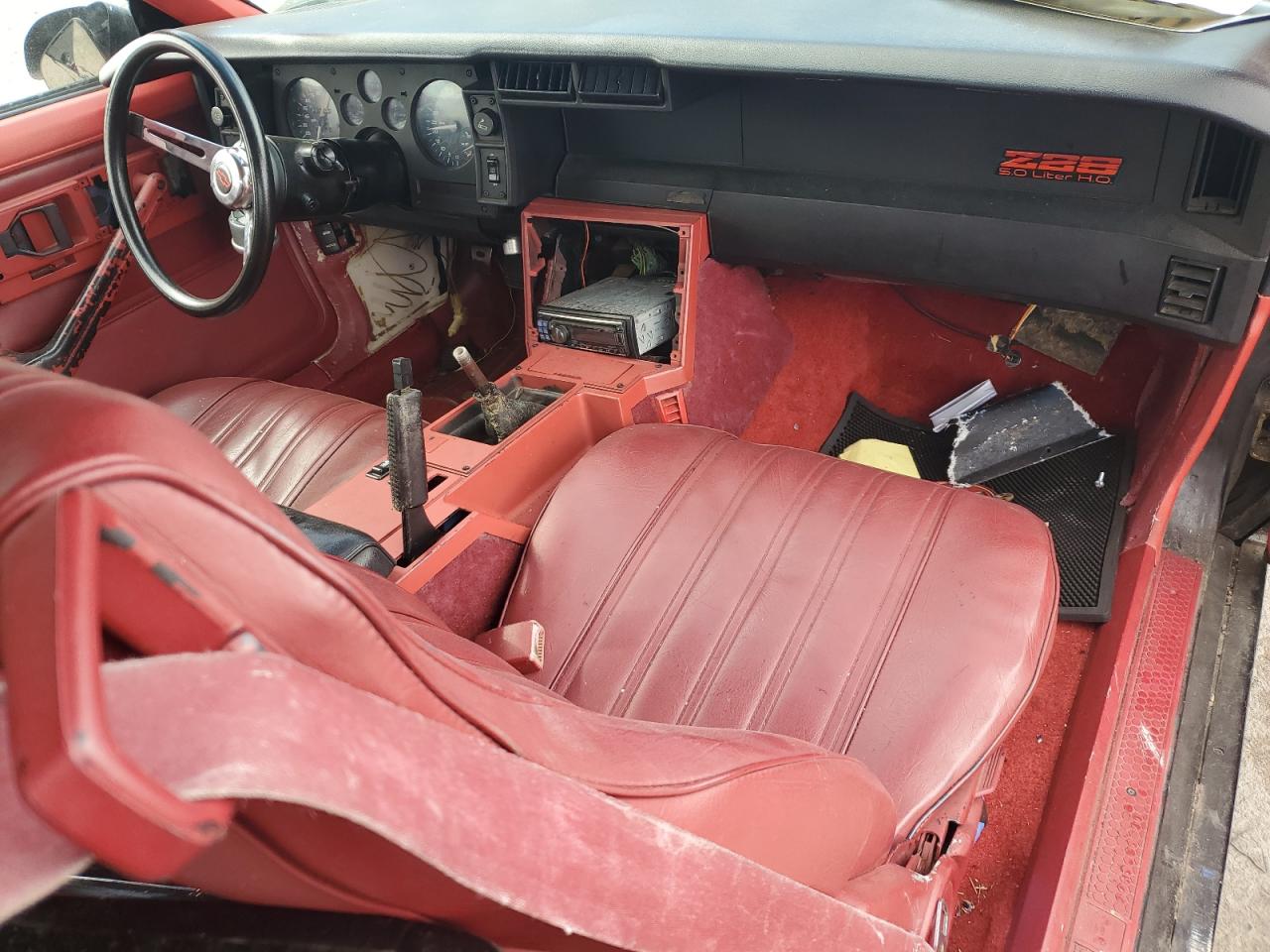 Chevrolet Camaro Image 2