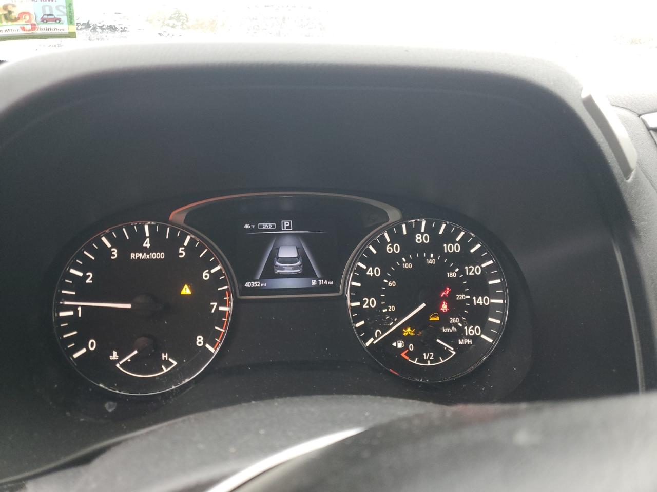 Nissan Pathfinder S Image 3