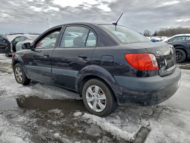 Kia Rio Base Image 5